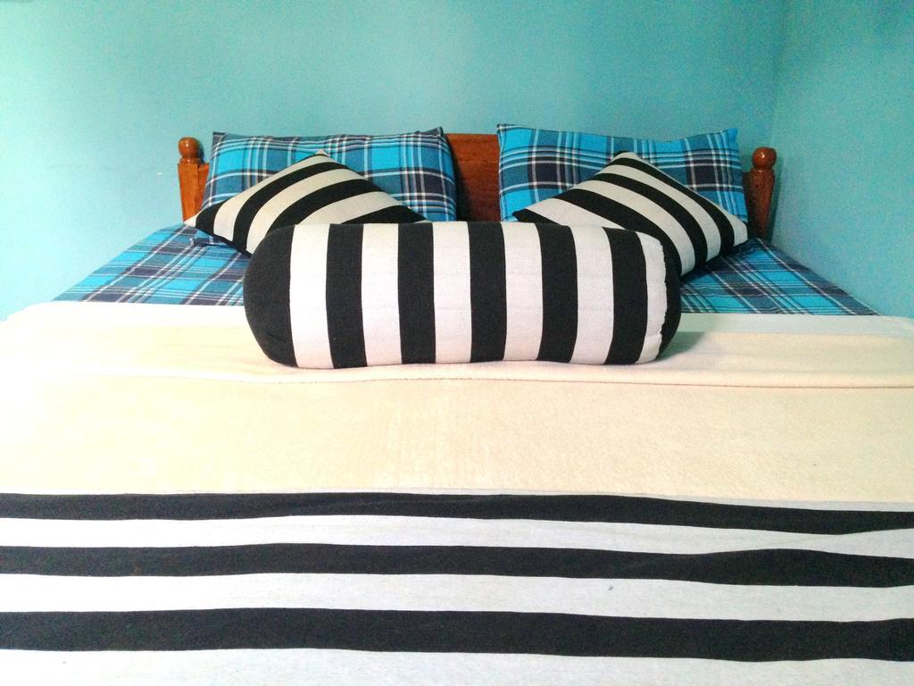 אלה Eeshani Guest Inn מראה חיצוני תמונה