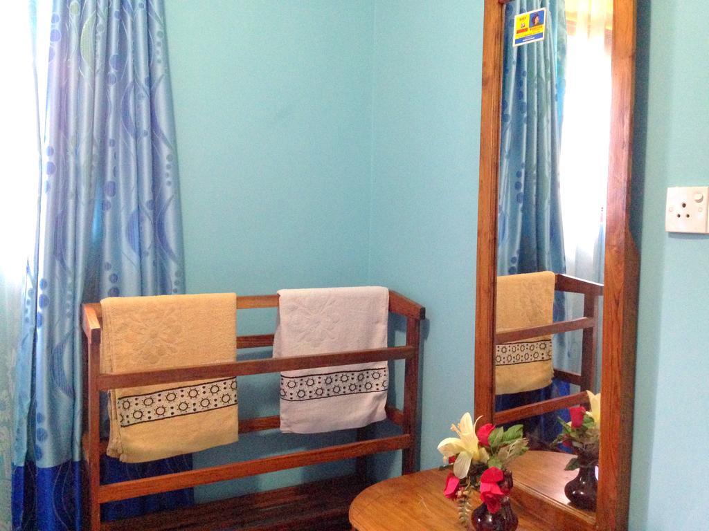 אלה Eeshani Guest Inn מראה חיצוני תמונה
